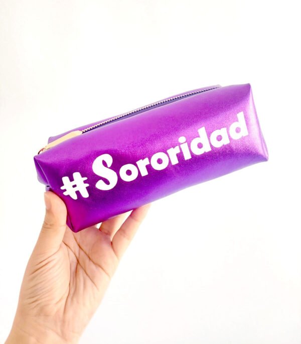 Sororidad: Un Diseño que Empodera en el Día de la Mujer