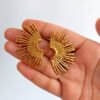 ✨ Aretes Diosa Azteca — Acero Inoxidable con Baño de Oro de 18k
