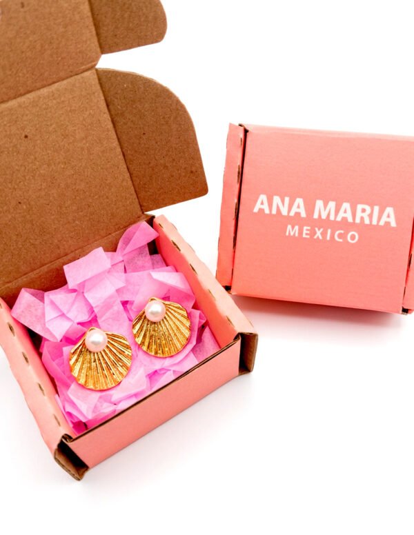 Aretes de Concha con Perla