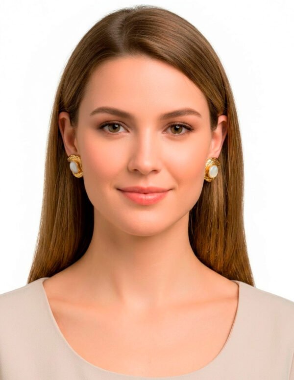 Aretes Blancos Nacarados