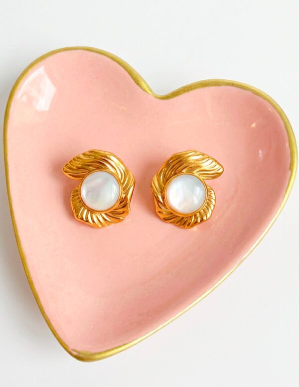 Aretes Blancos Nacarados